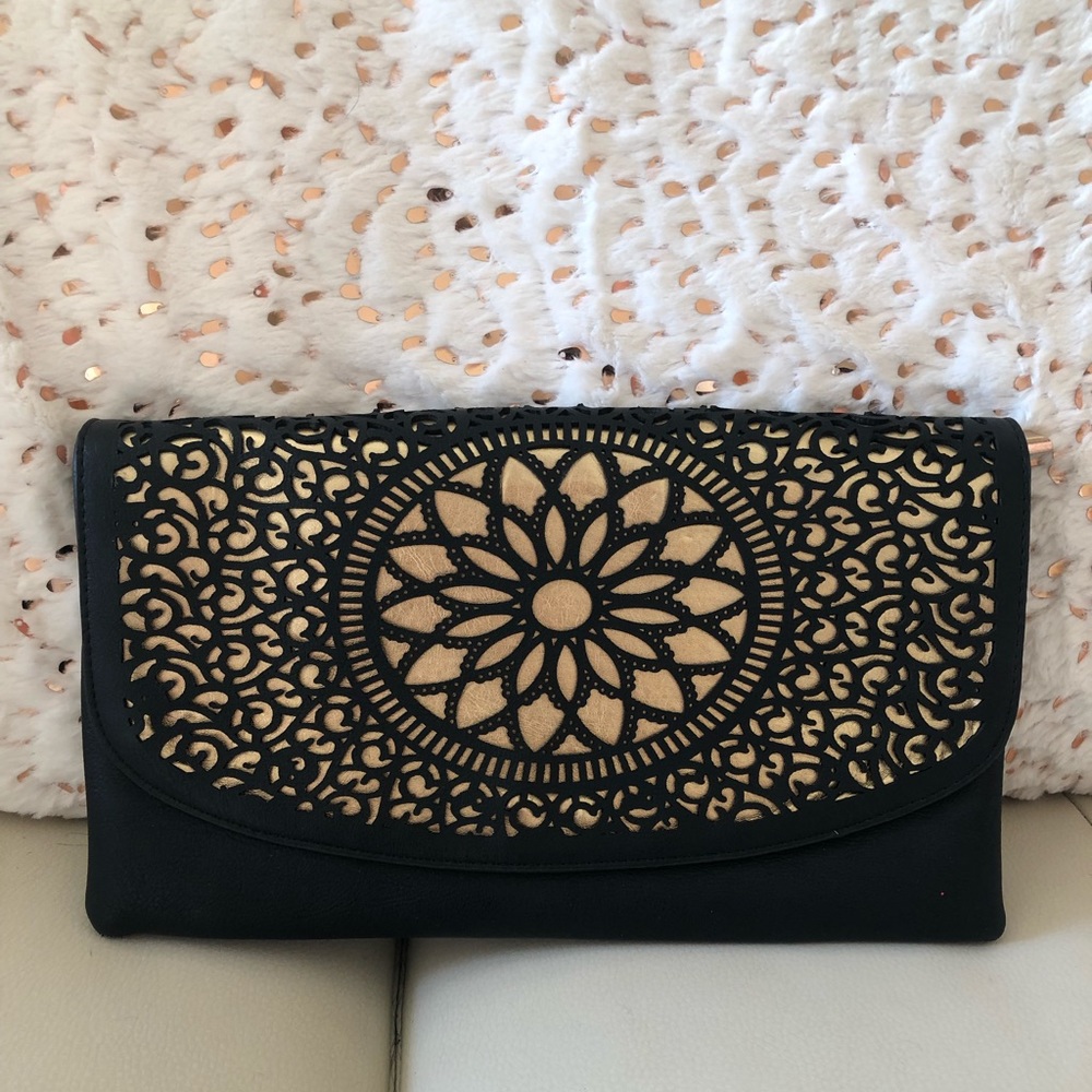 Melie Bianco Black & Gold Clutch